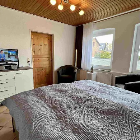 Hagelstein-ii-bernstein